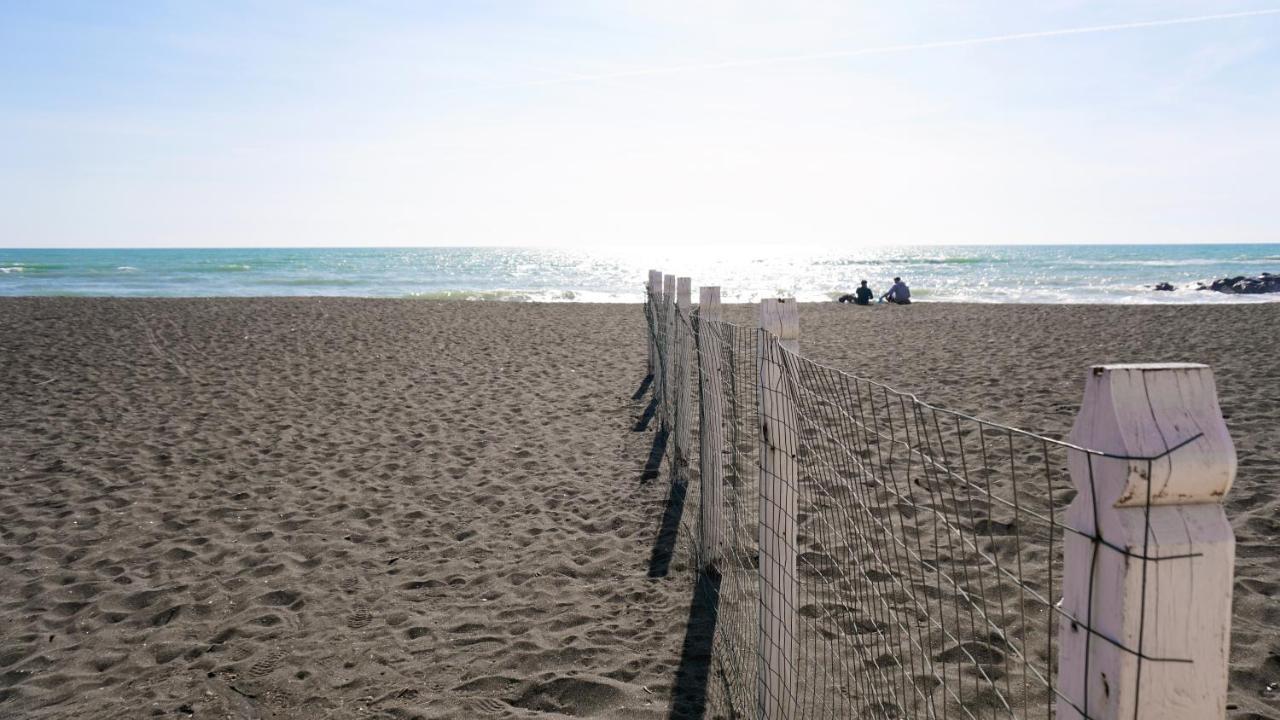Lighthouse Ladispoli Al Mare Apartment Exterior foto